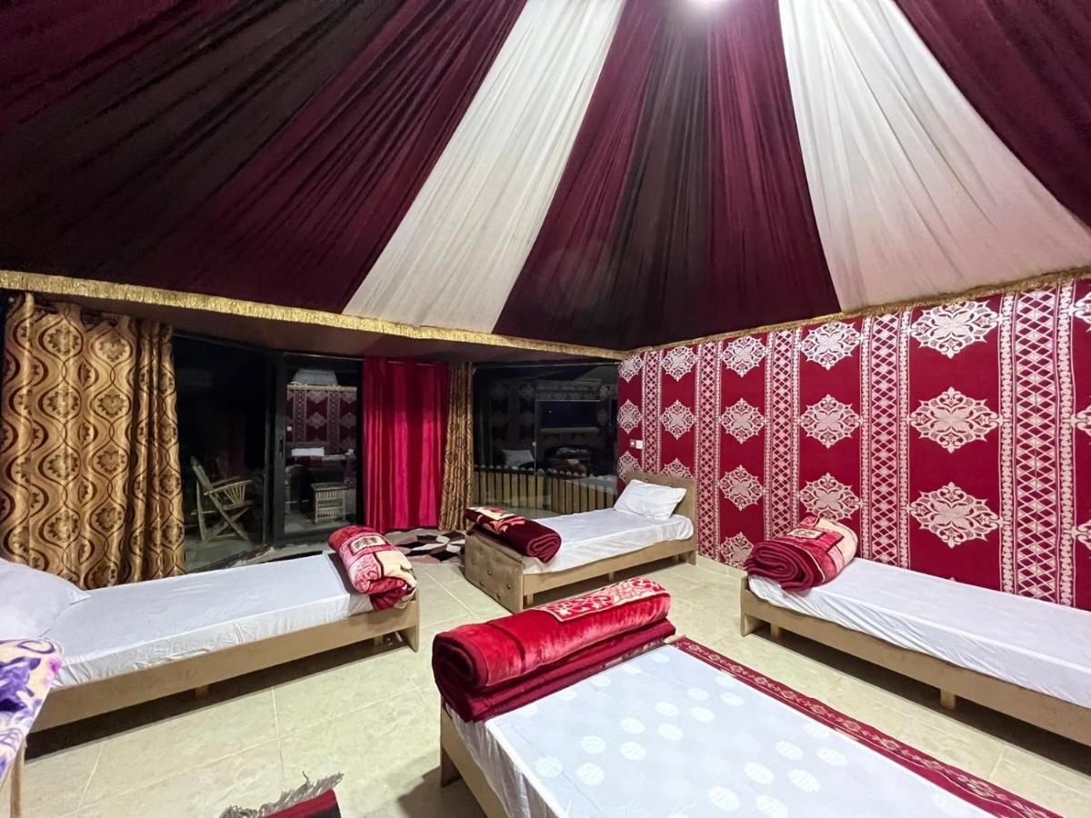 וואדי רם Bedouin Holidays Camp And Jeep Tours מראה חיצוני תמונה