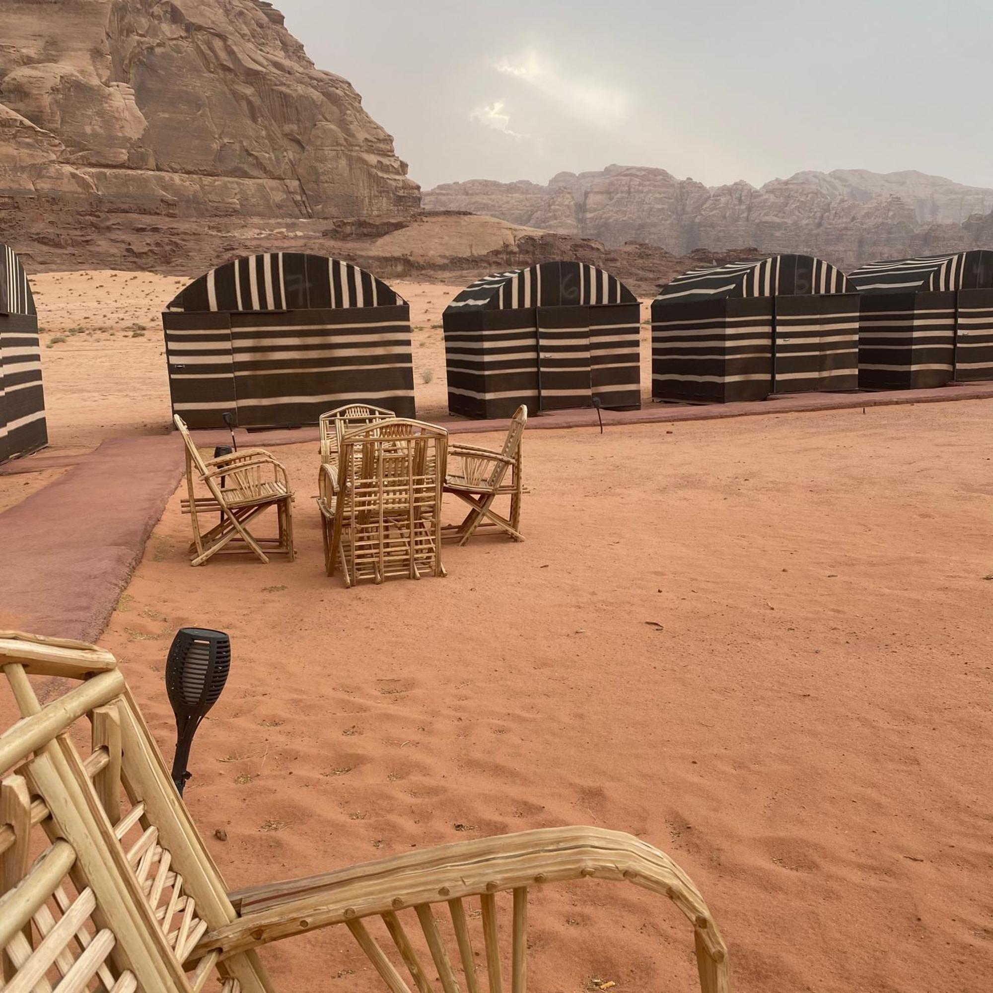 וואדי רם Bedouin Holidays Camp And Jeep Tours מראה חיצוני תמונה