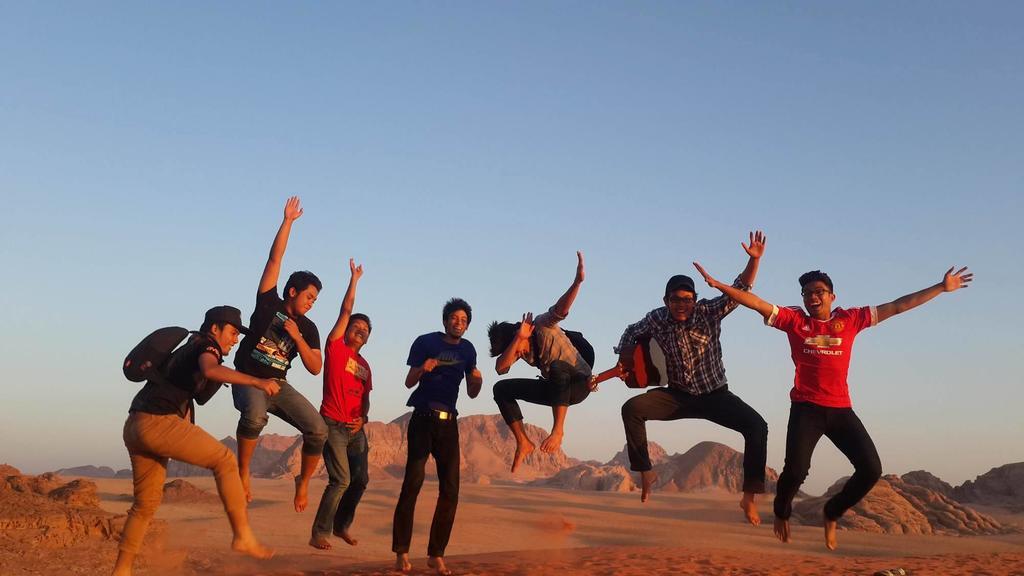 וואדי רם Bedouin Holidays Camp And Jeep Tours מראה חיצוני תמונה
